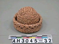 藏品(草編童玩帽)的圖片